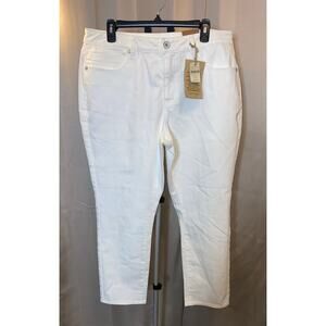 NWT Coldwater Creek Classic Shaping Slim Leg White Jeans Petite 16 P16 Stretch